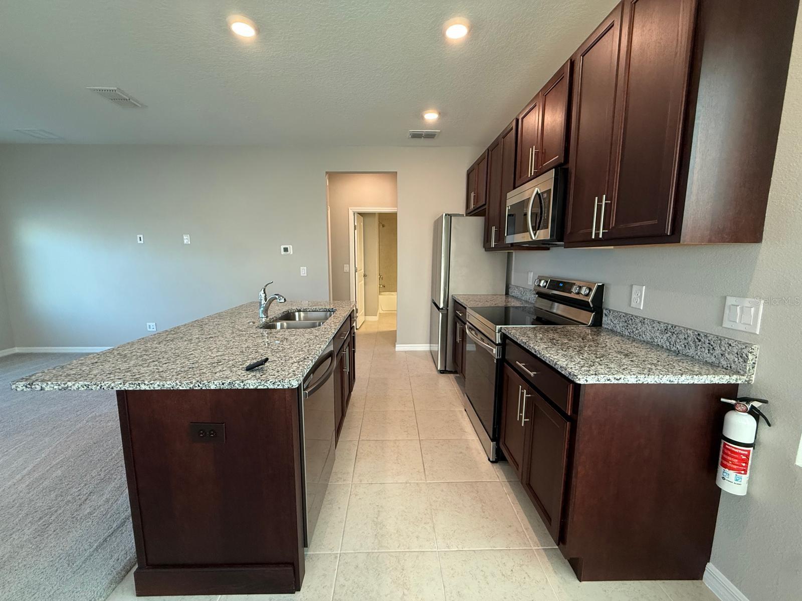 Image 7 of 13 For 3124 Voyager Avenue