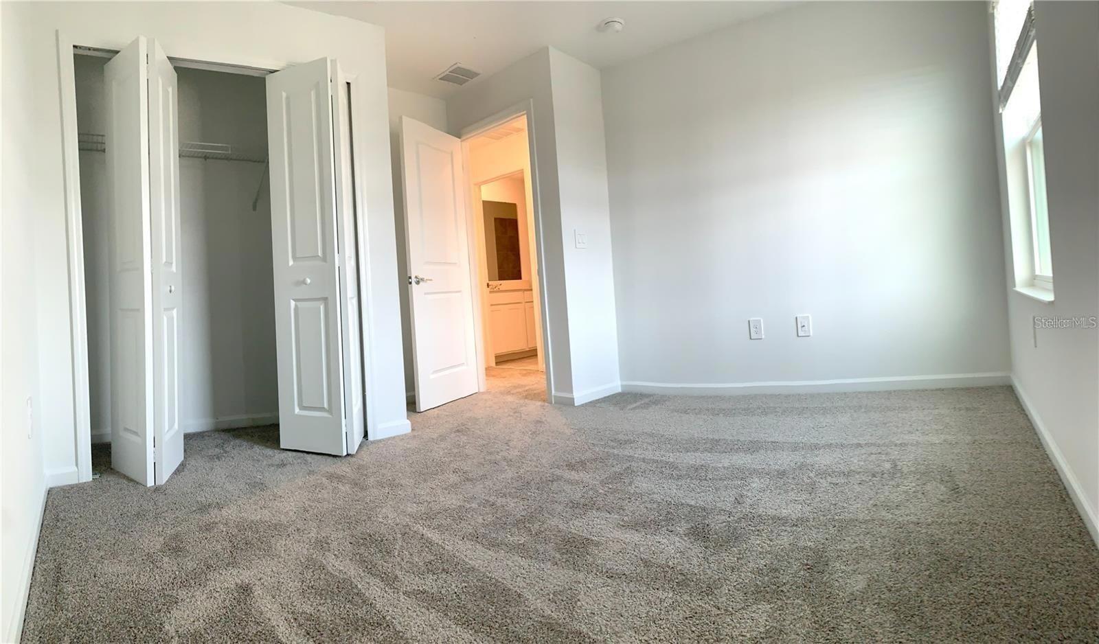 Image 16 of 36 For 15609 Water Spring Boulevard