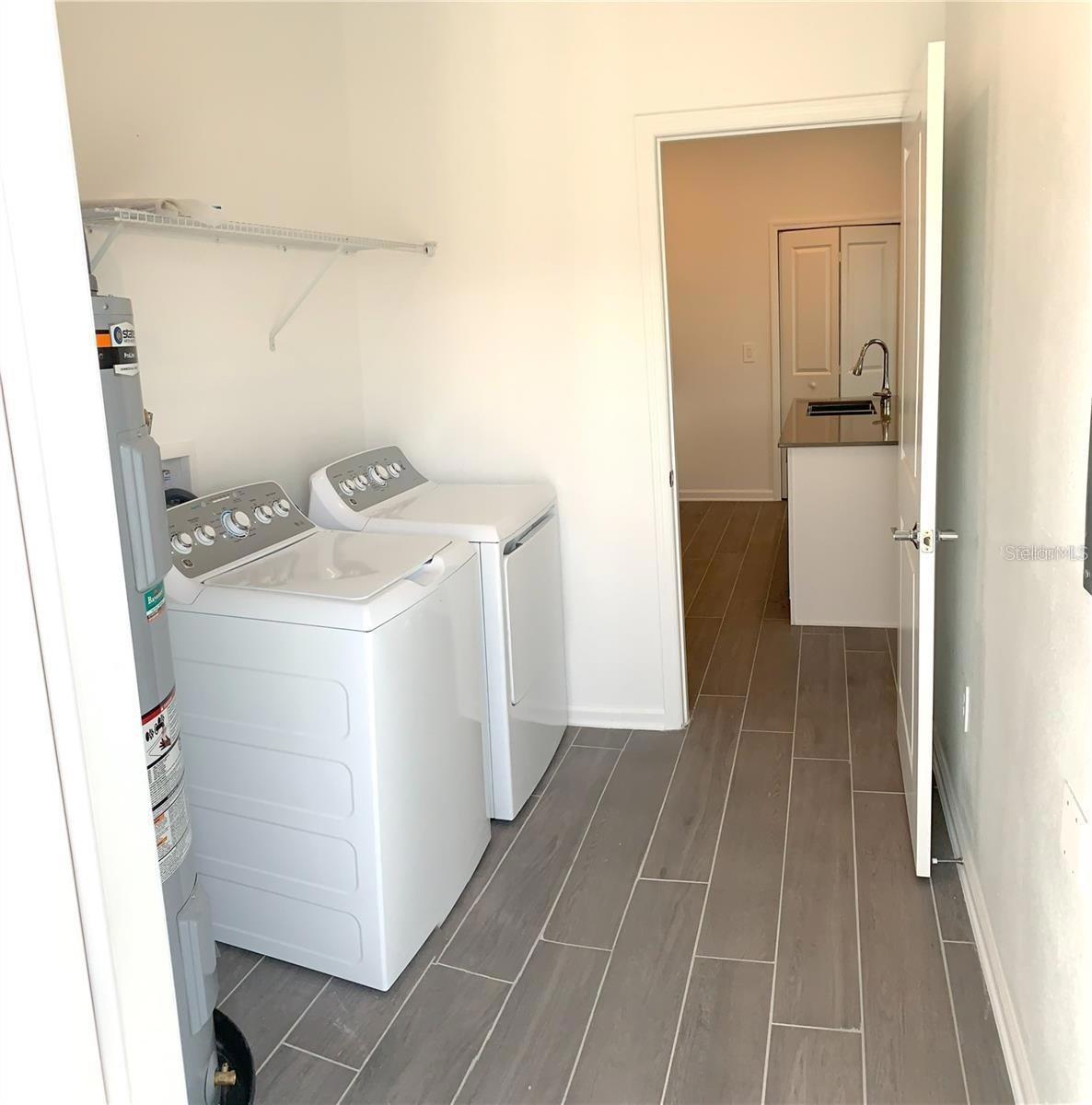 Image 18 of 36 For 15609 Water Spring Boulevard