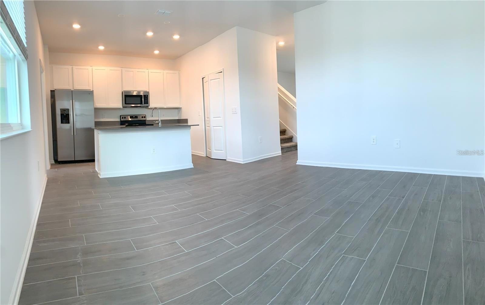 Image 9 of 36 For 15609 Water Spring Boulevard