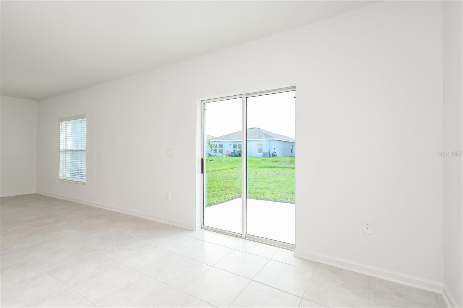 Image 5 of 15 For 256 Hayley Street