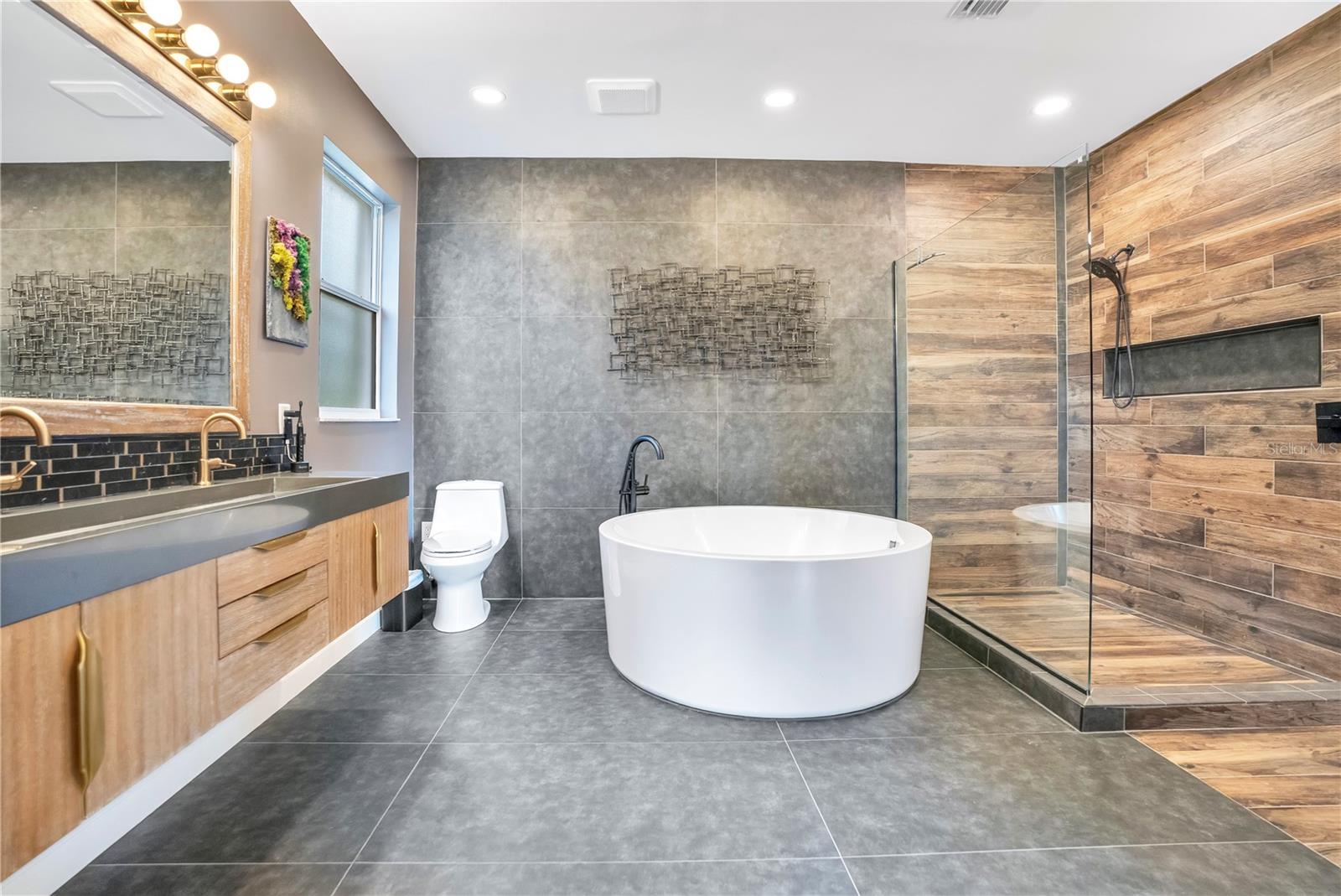 Image 28 of 83 For 8400 Vintage Drive