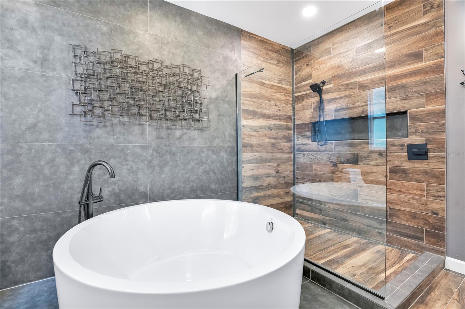 Image 30 of 83 For 8400 Vintage Drive