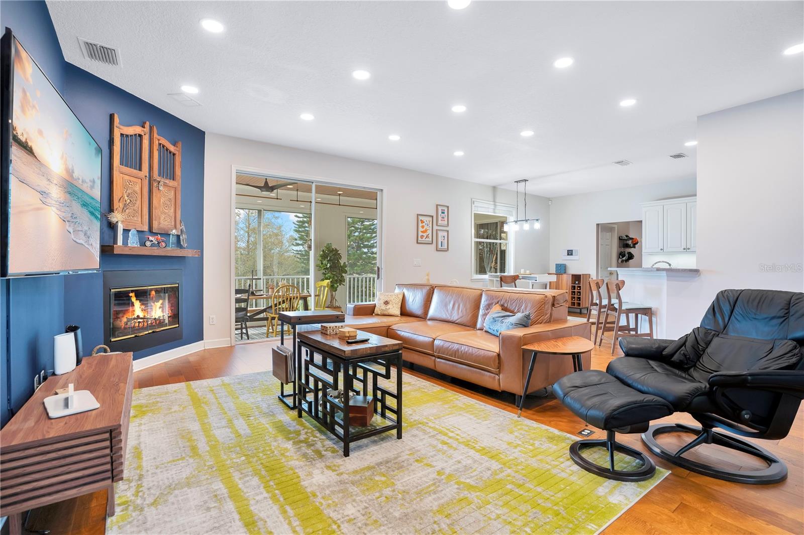 Image 8 of 83 For 8400 Vintage Drive