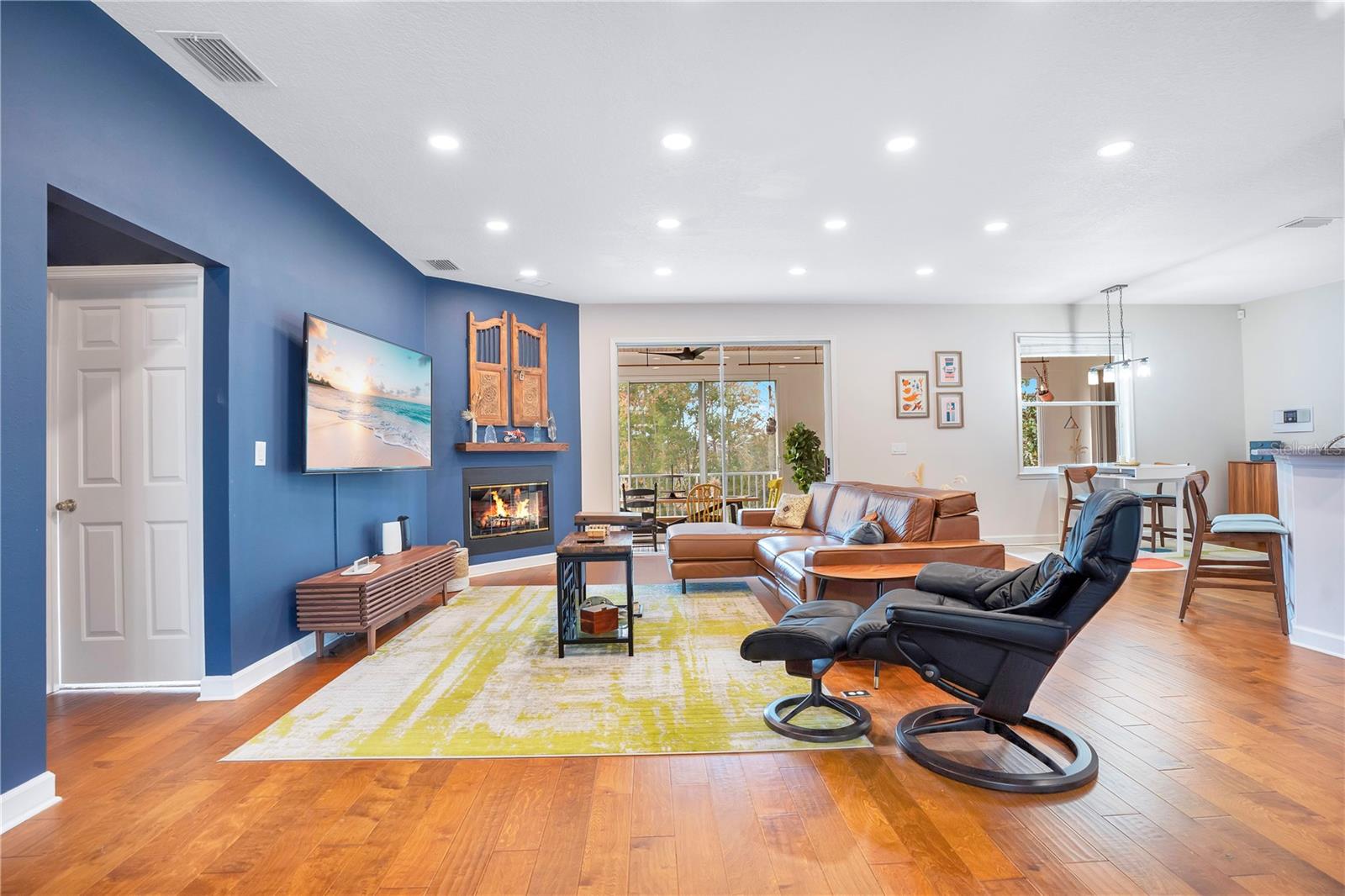 Image 9 of 83 For 8400 Vintage Drive