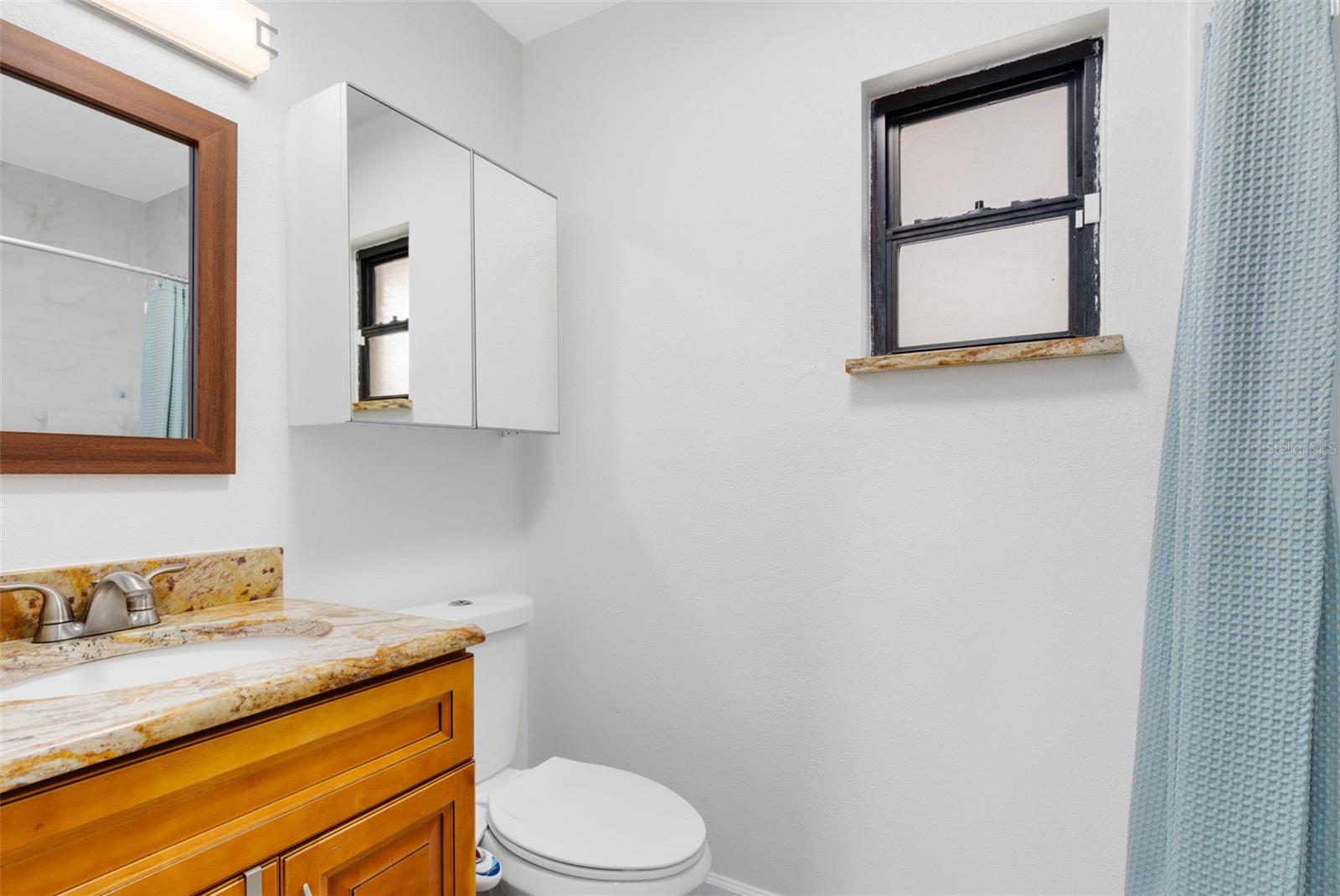 Image 12 of 25 For 572 Tulane Drive