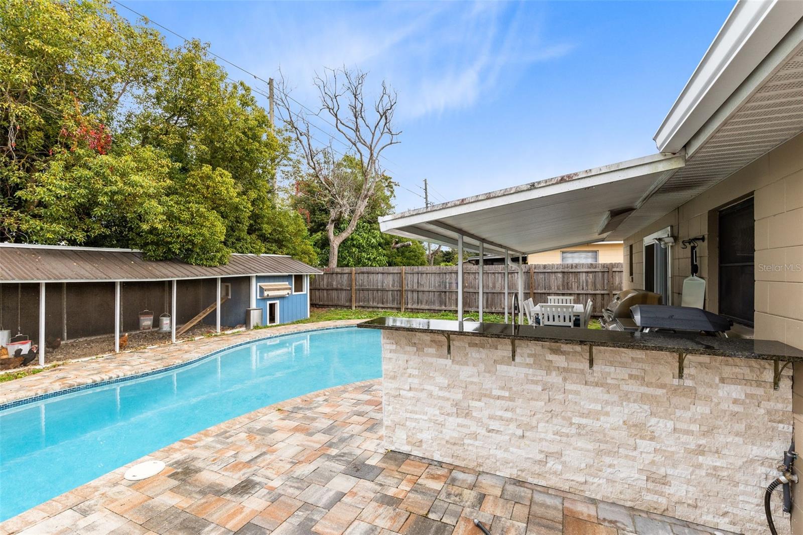 Image 19 of 25 For 572 Tulane Drive