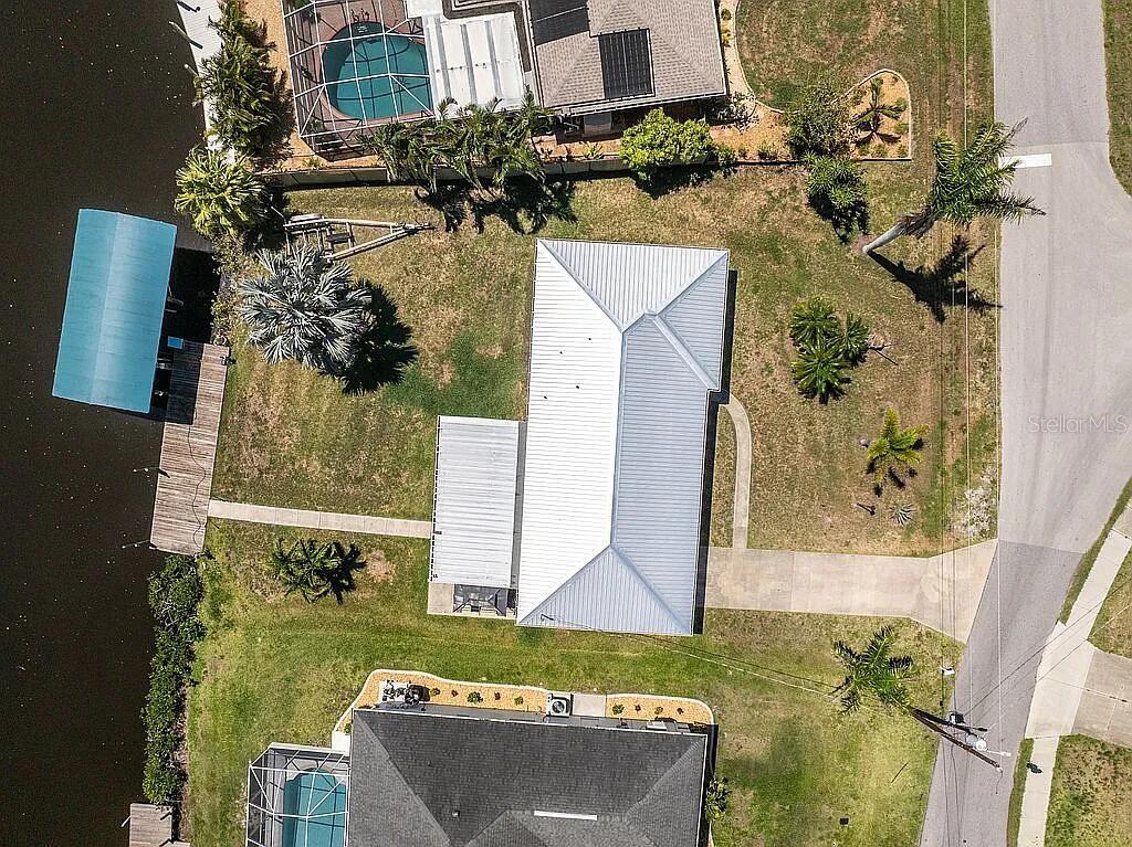 Image 15 of 58 For 3420 Santa Clara Drive