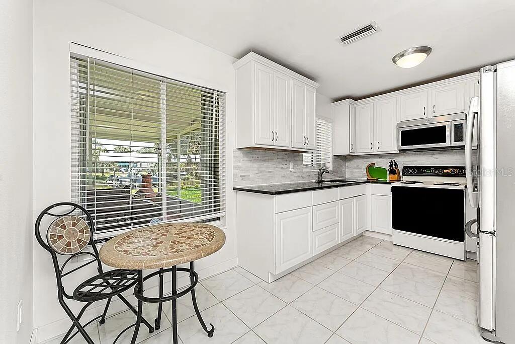 Image 19 of 58 For 3420 Santa Clara Drive