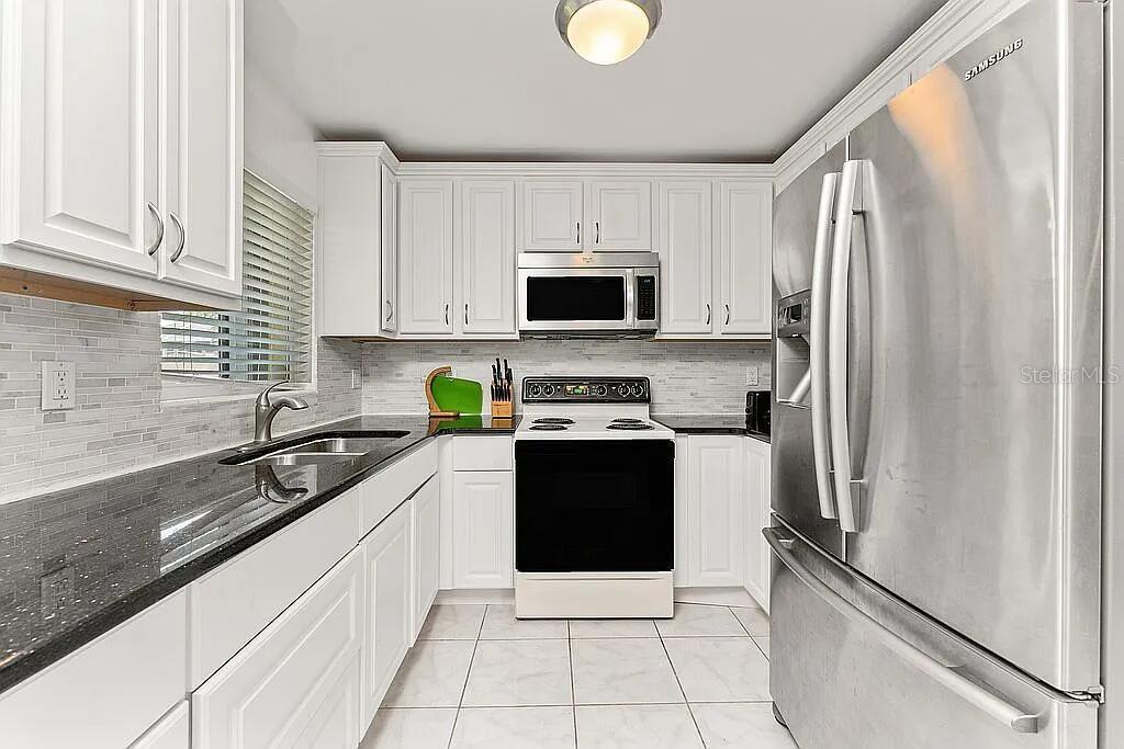 Image 21 of 58 For 3420 Santa Clara Drive