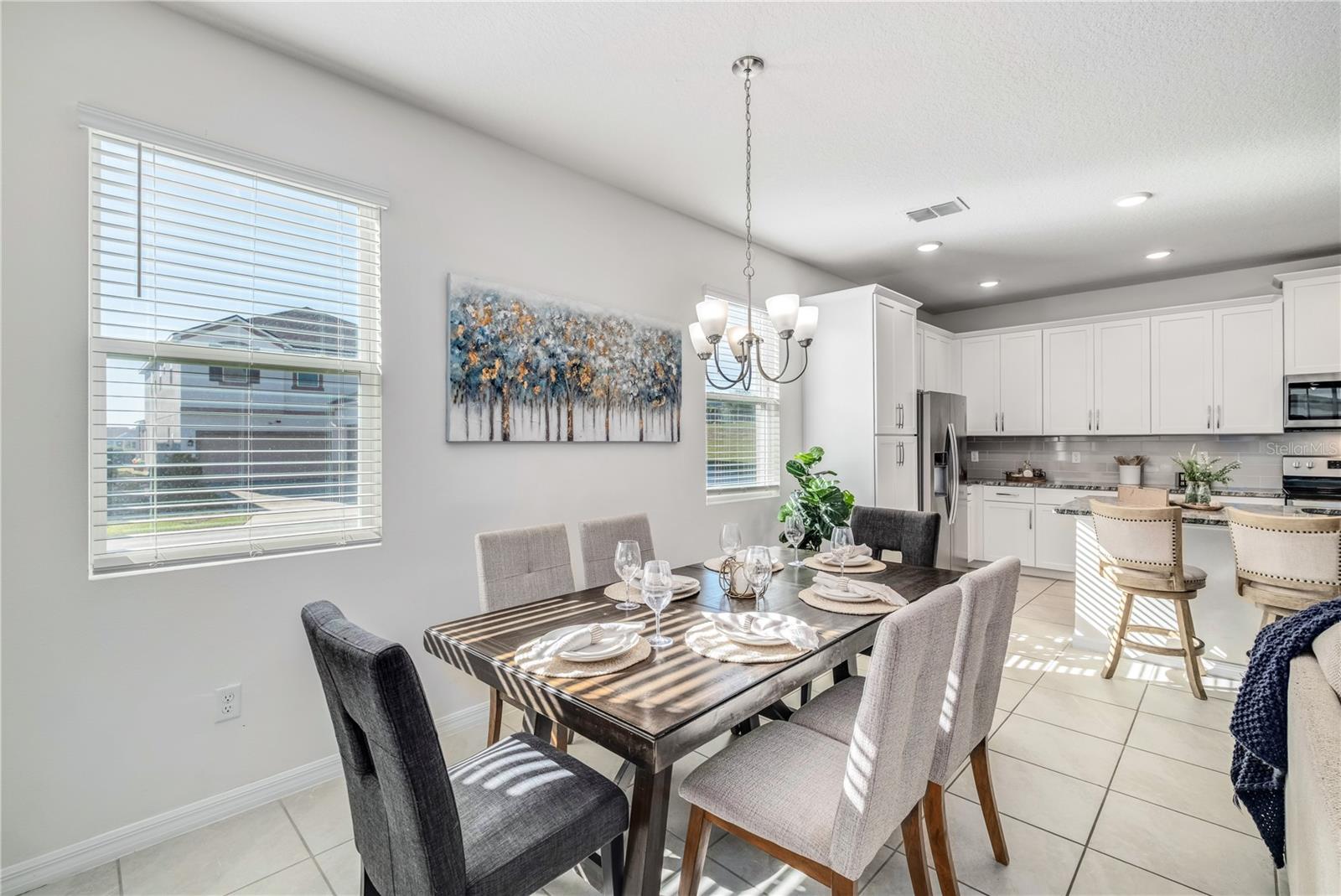 Image 21 of 51 For 1700 Tropical Palms Circle