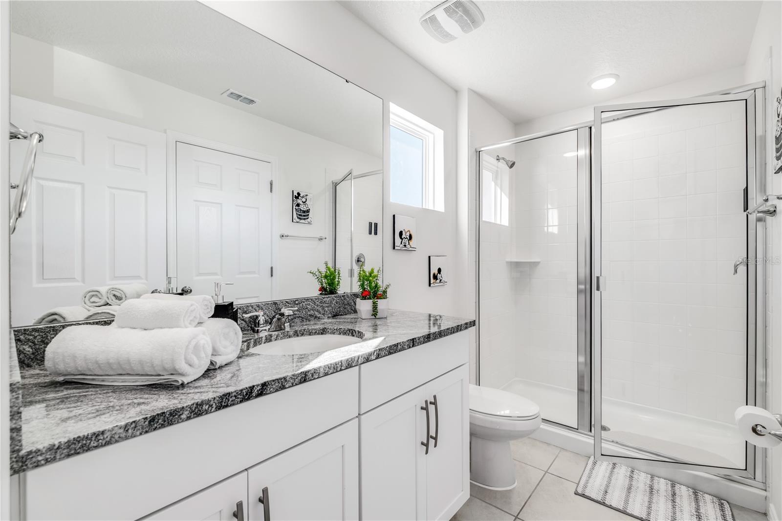 Image 32 of 51 For 1700 Tropical Palms Circle