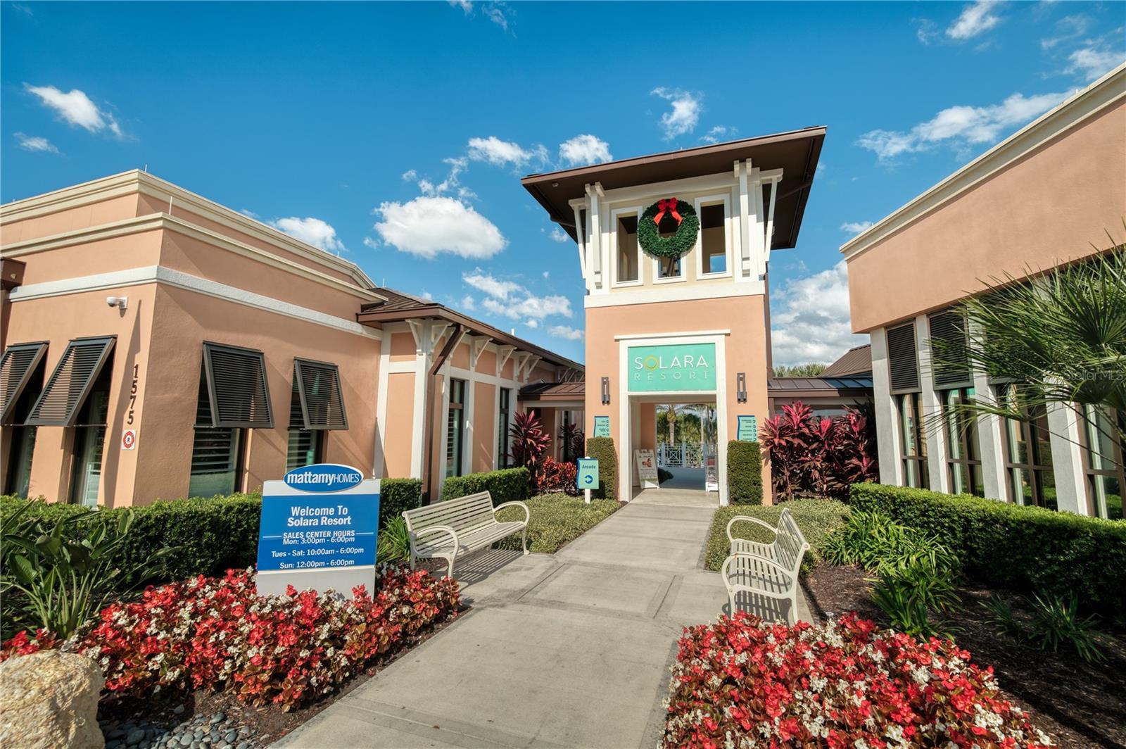 Image 39 of 51 For 1700 Tropical Palms Circle