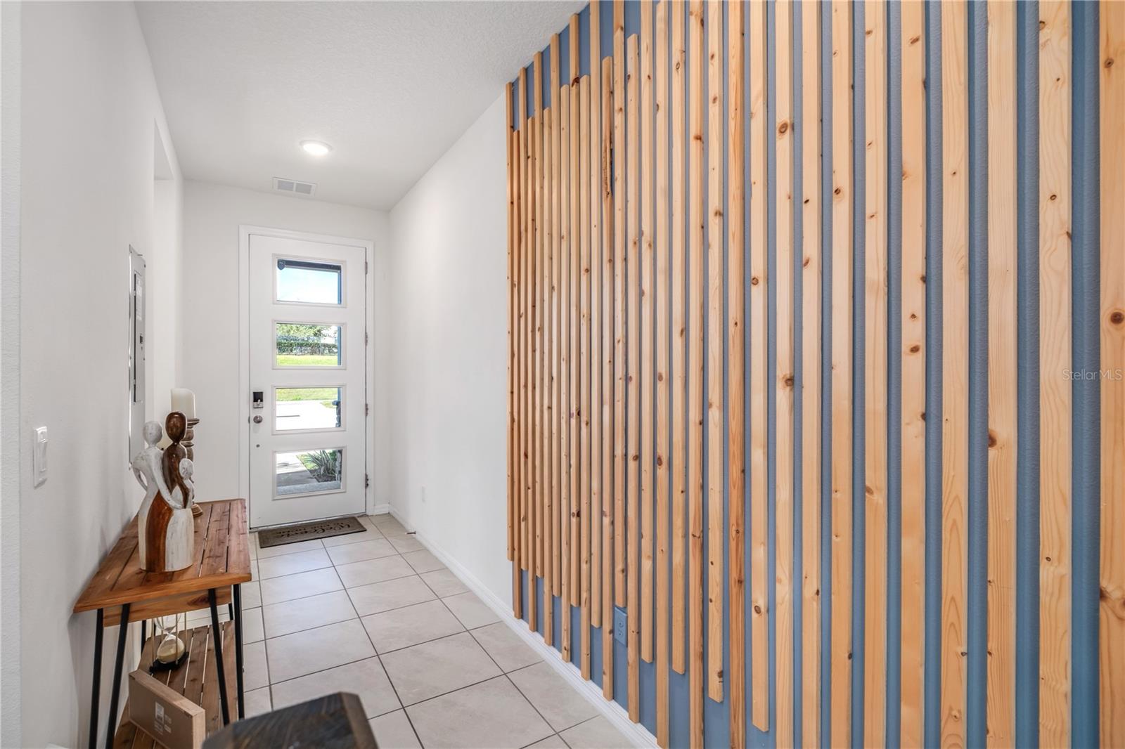 Image 5 of 51 For 1700 Tropical Palms Circle