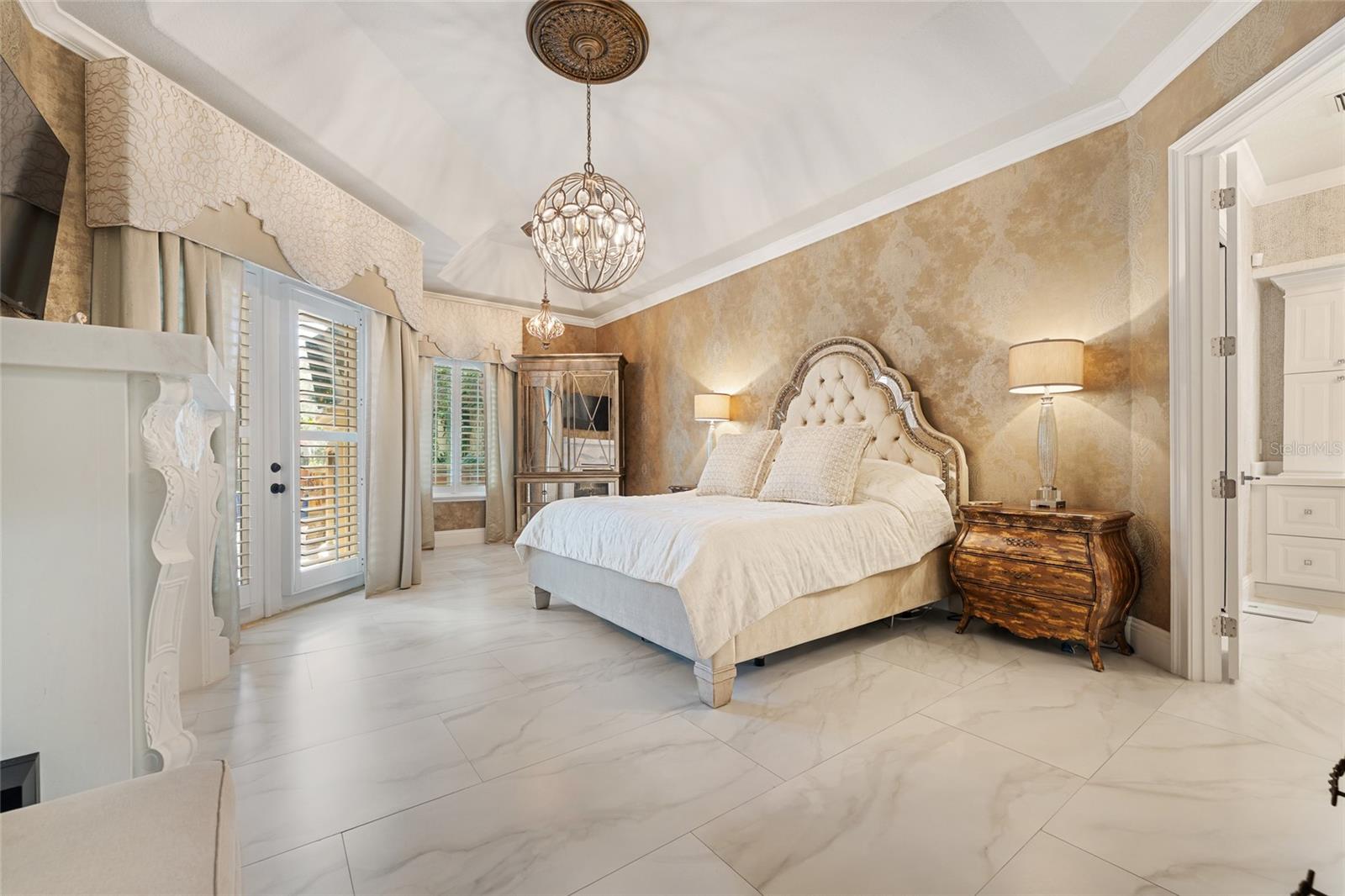 Image 15 of 70 For 9212 Island Lake Court