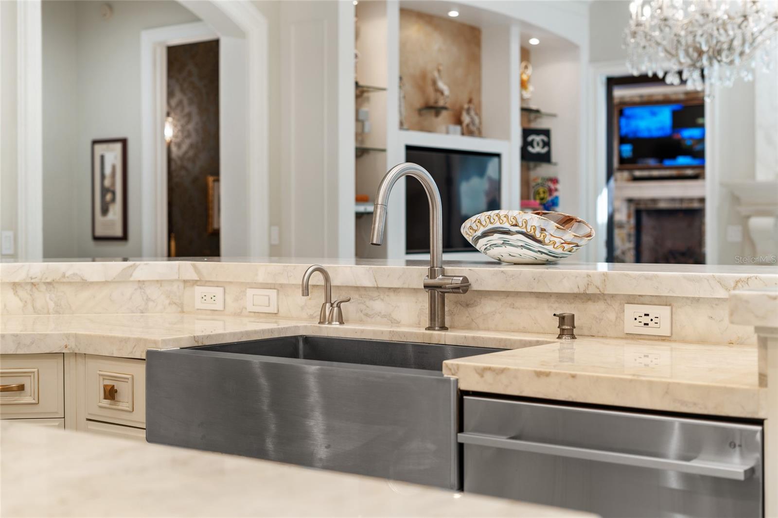 Image 26 of 70 For 9212 Island Lake Court