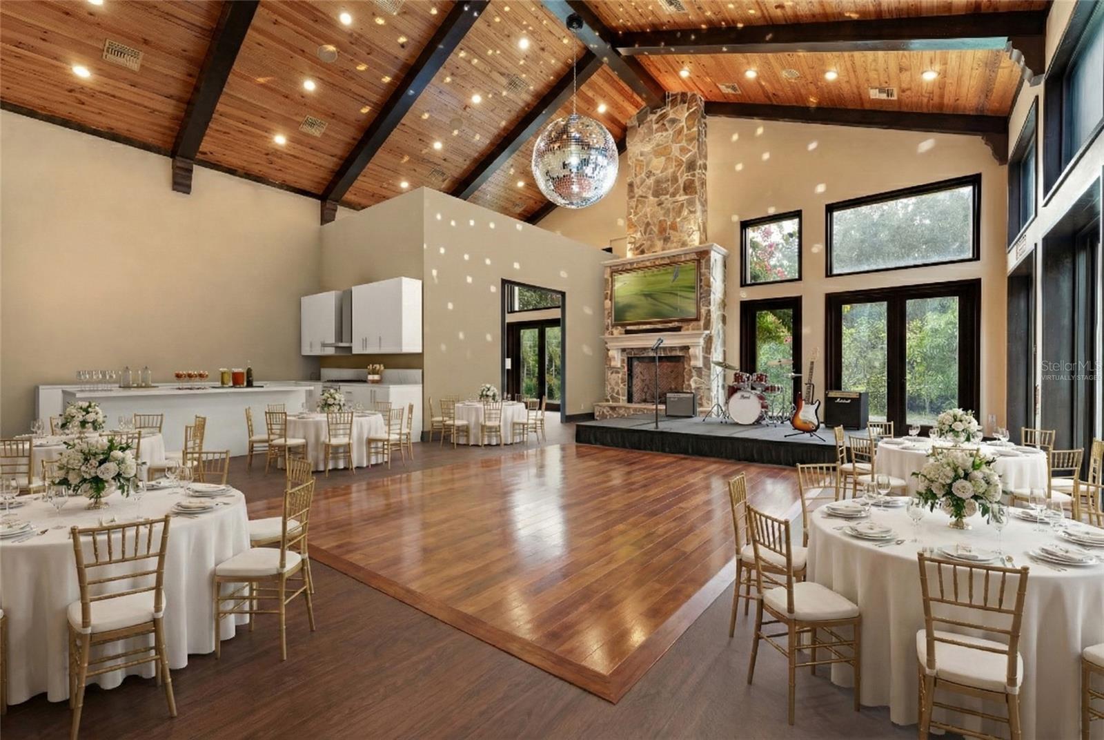 Image 32 of 70 For 9212 Island Lake Court