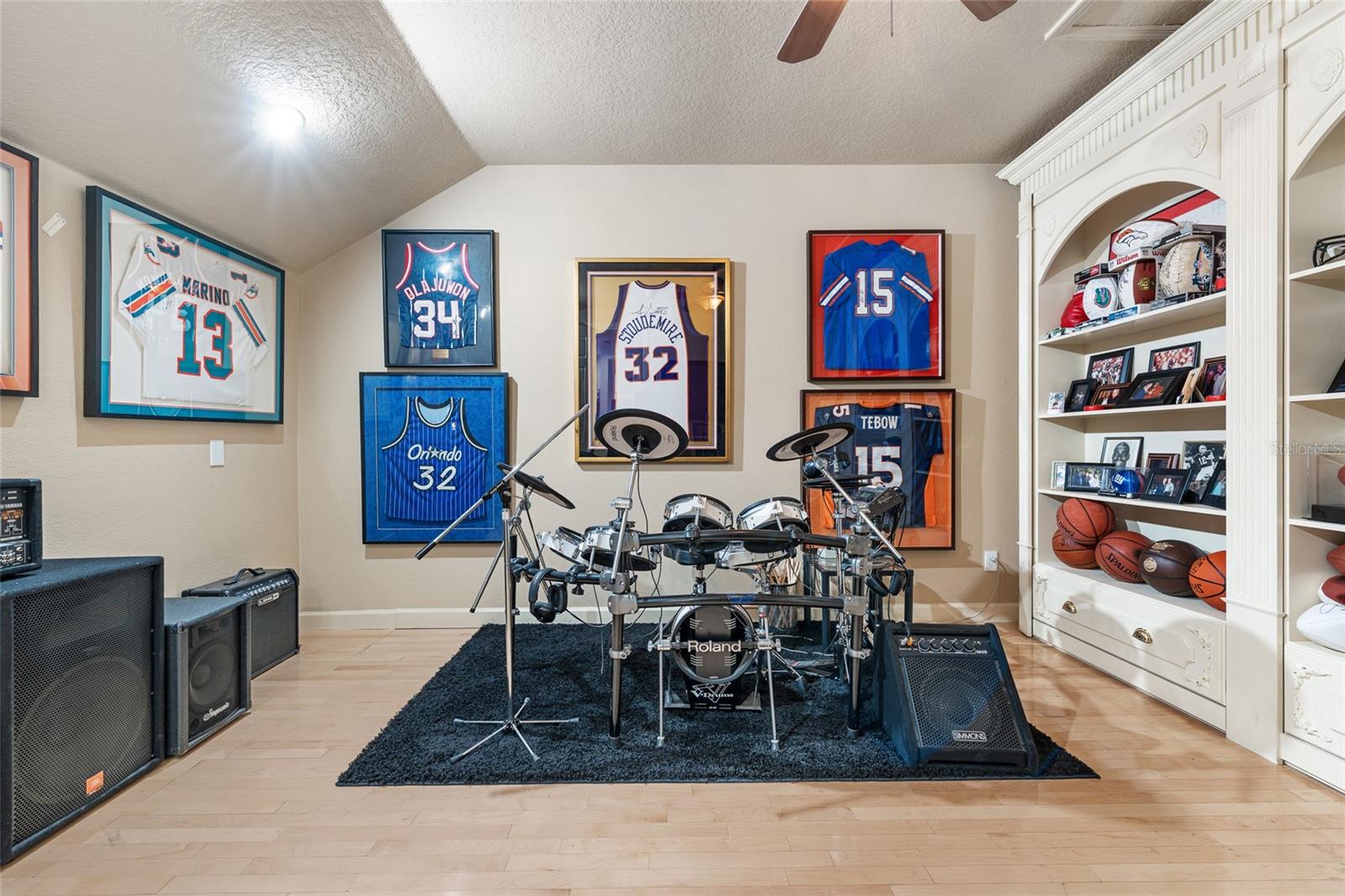 Image 46 of 70 For 9212 Island Lake Court