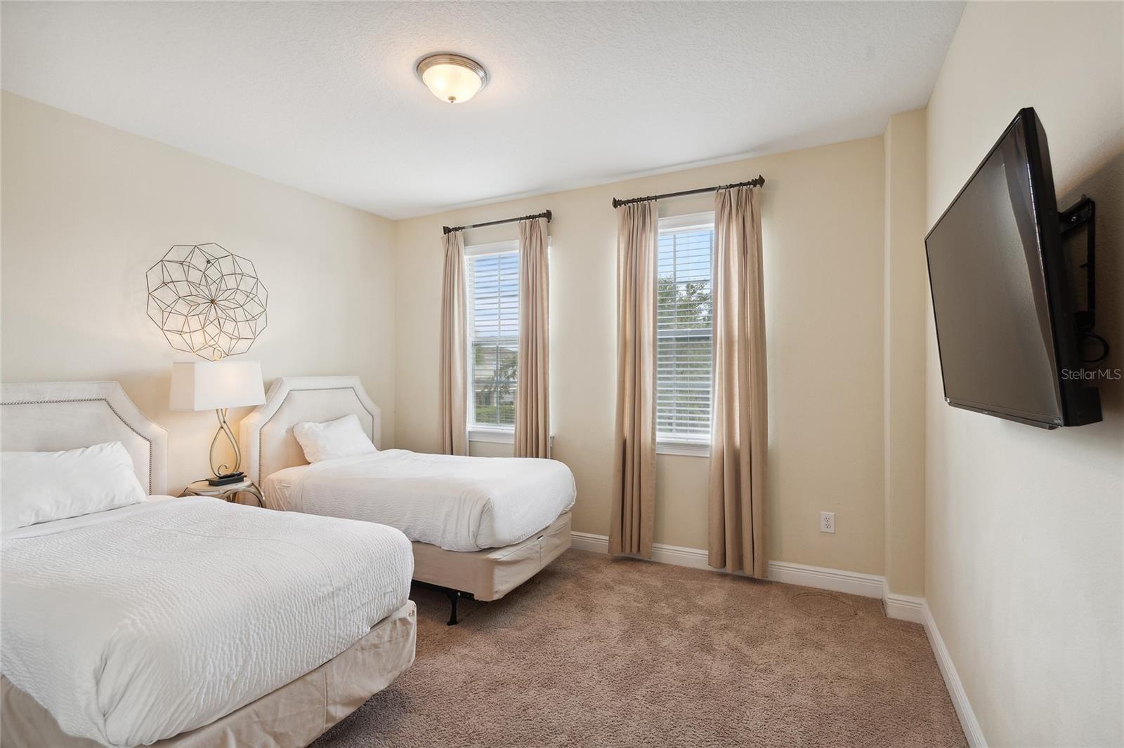 Image 10 of 81 For 751 Lasso Drive