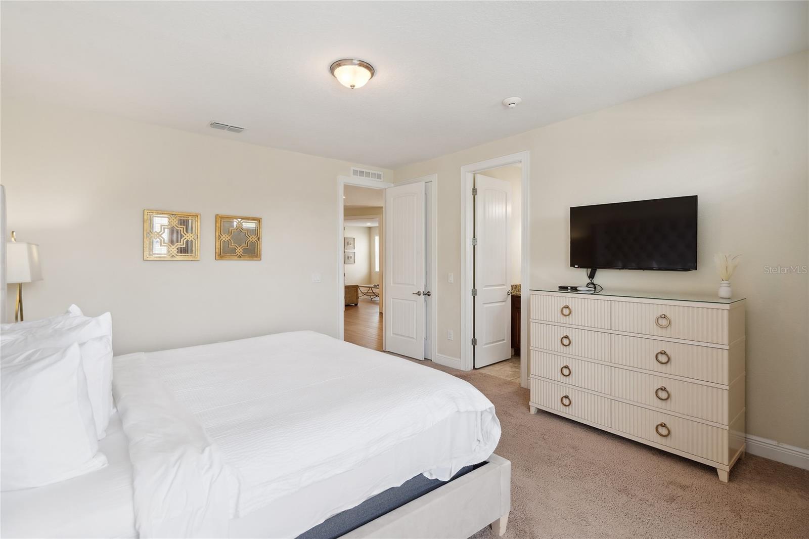 Image 14 of 81 For 751 Lasso Drive