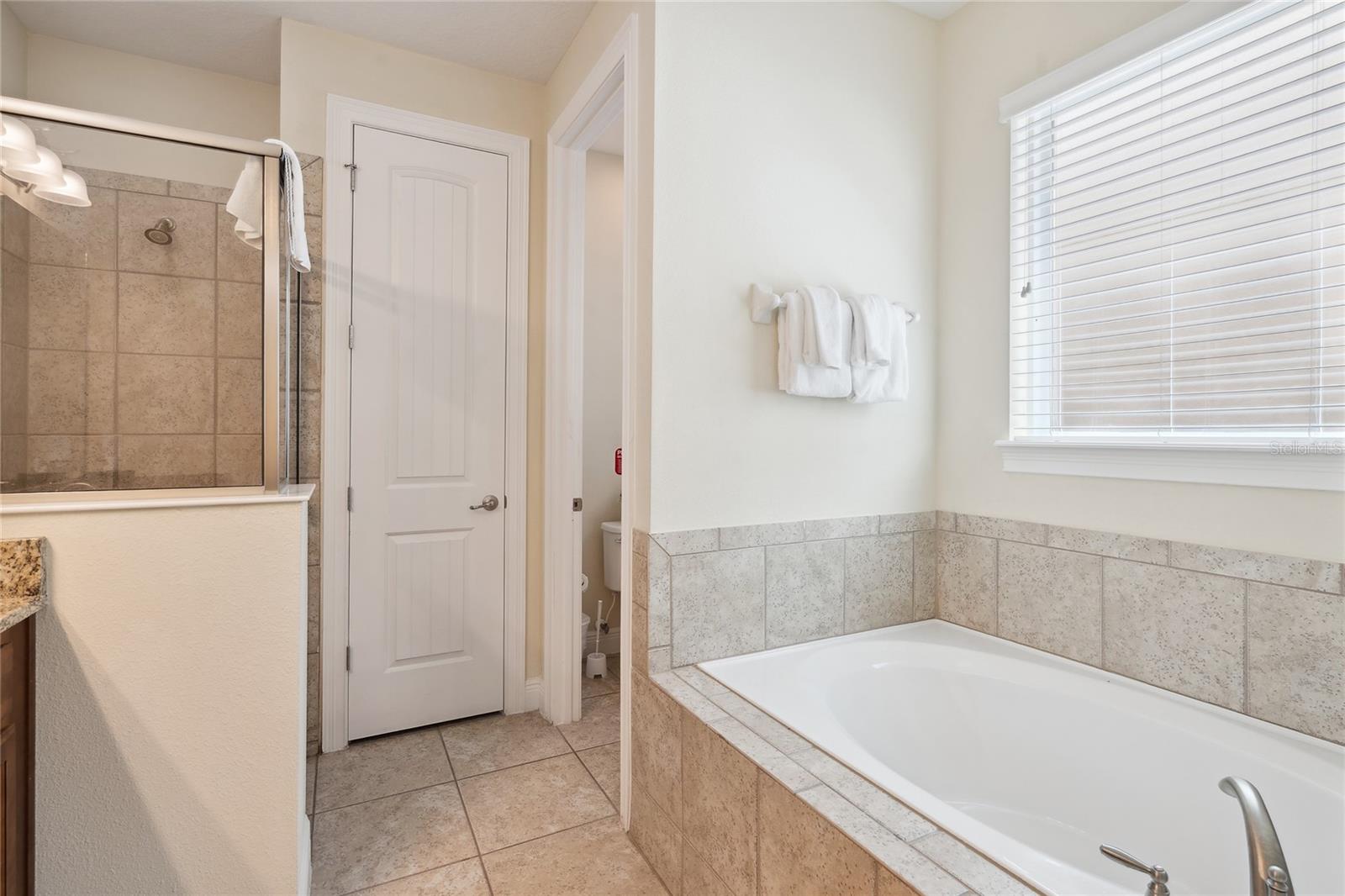 Image 54 of 81 For 751 Lasso Drive