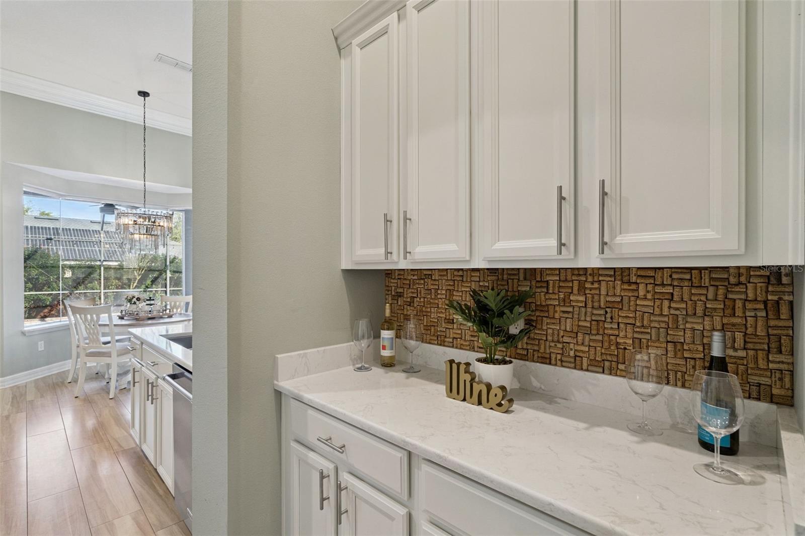 Image 15 of 39 For 6544 Everingham Lane