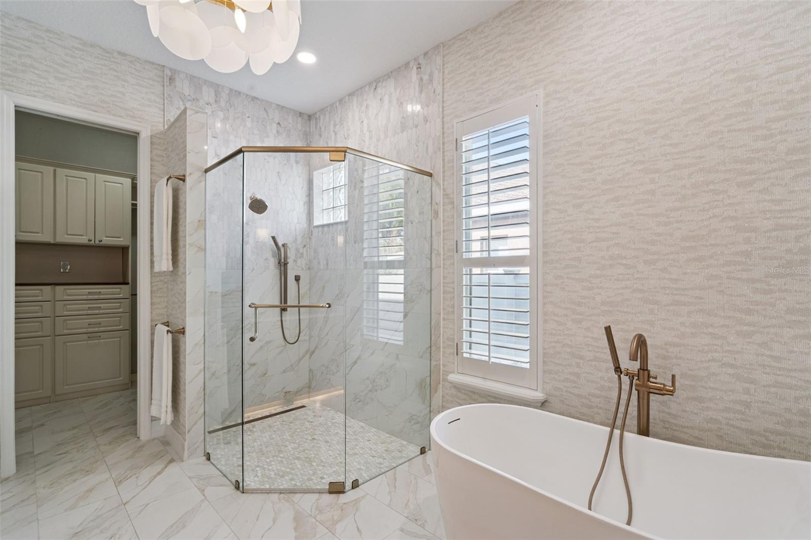 Image 23 of 39 For 6544 Everingham Lane