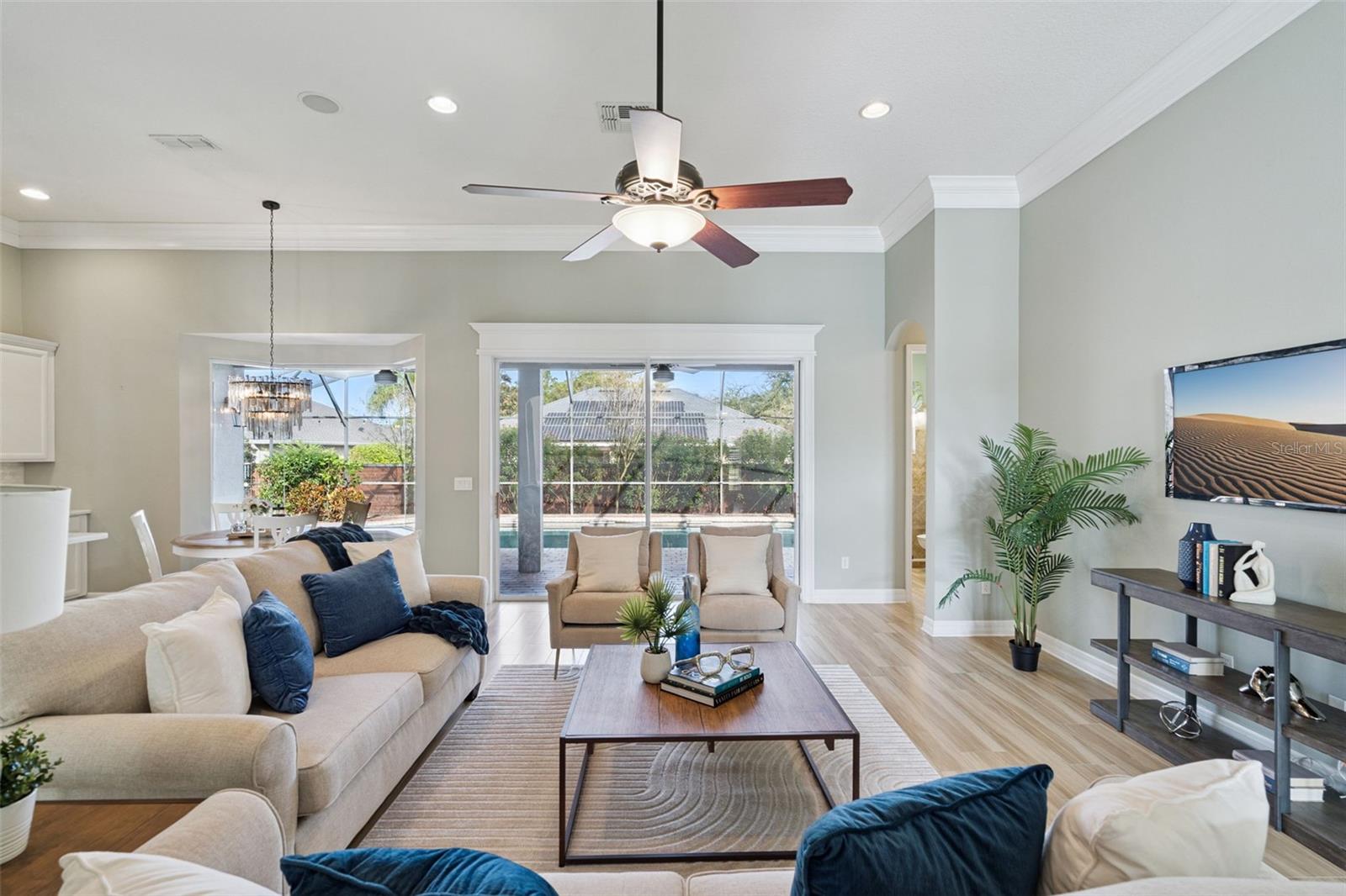 Image 8 of 39 For 6544 Everingham Lane