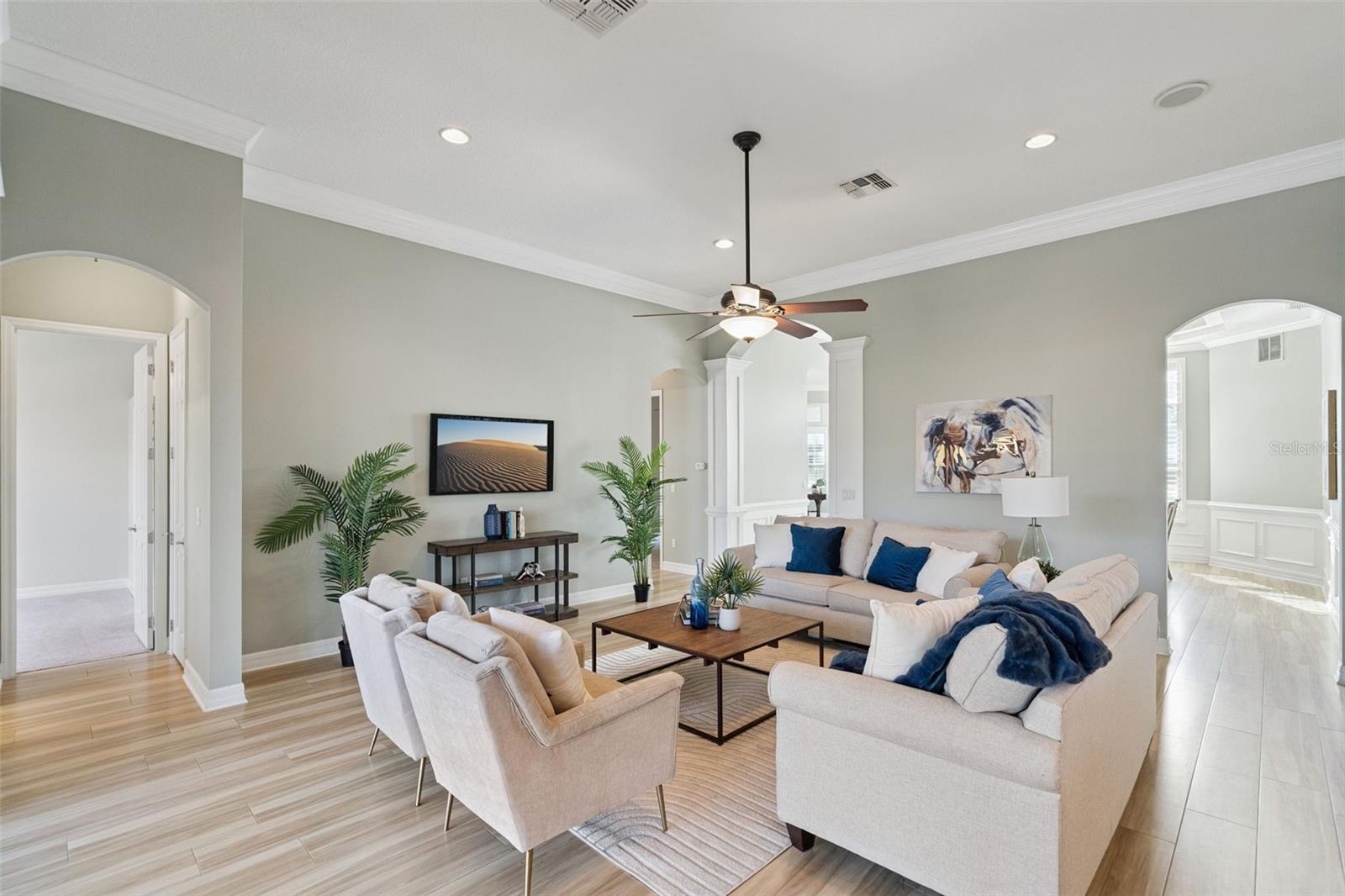 Image 9 of 39 For 6544 Everingham Lane