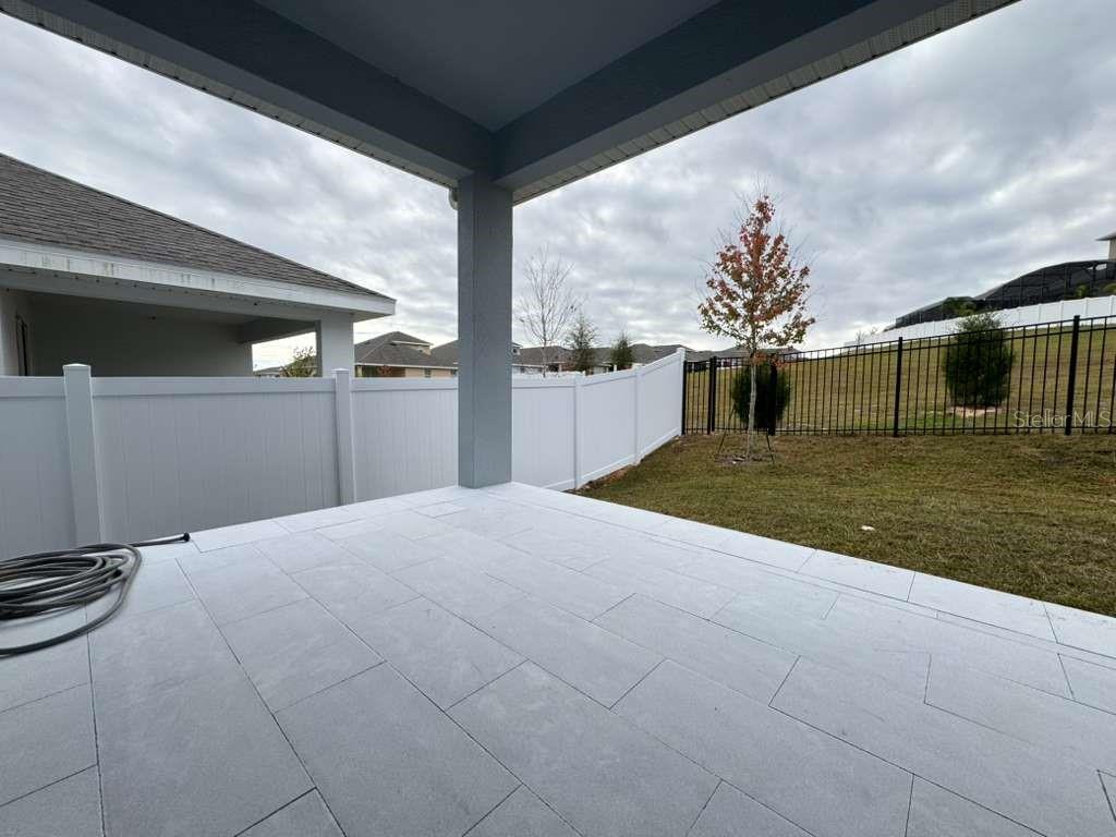 Image 31 of 33 For 2041 Axel Street