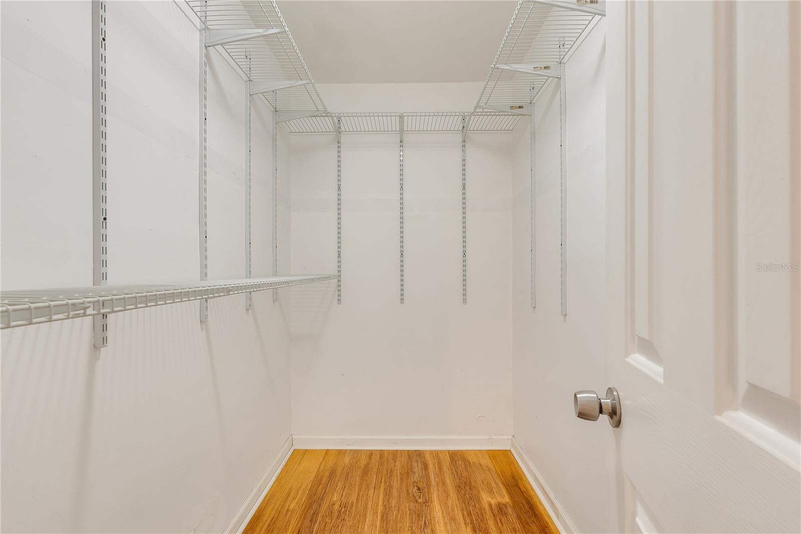 Image 22 of 27 For 5376 Majestic Island Circle