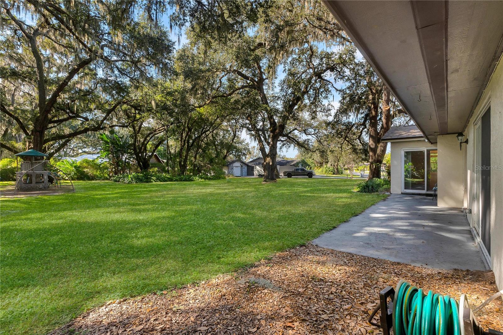 Image 23 of 27 For 5376 Majestic Island Circle