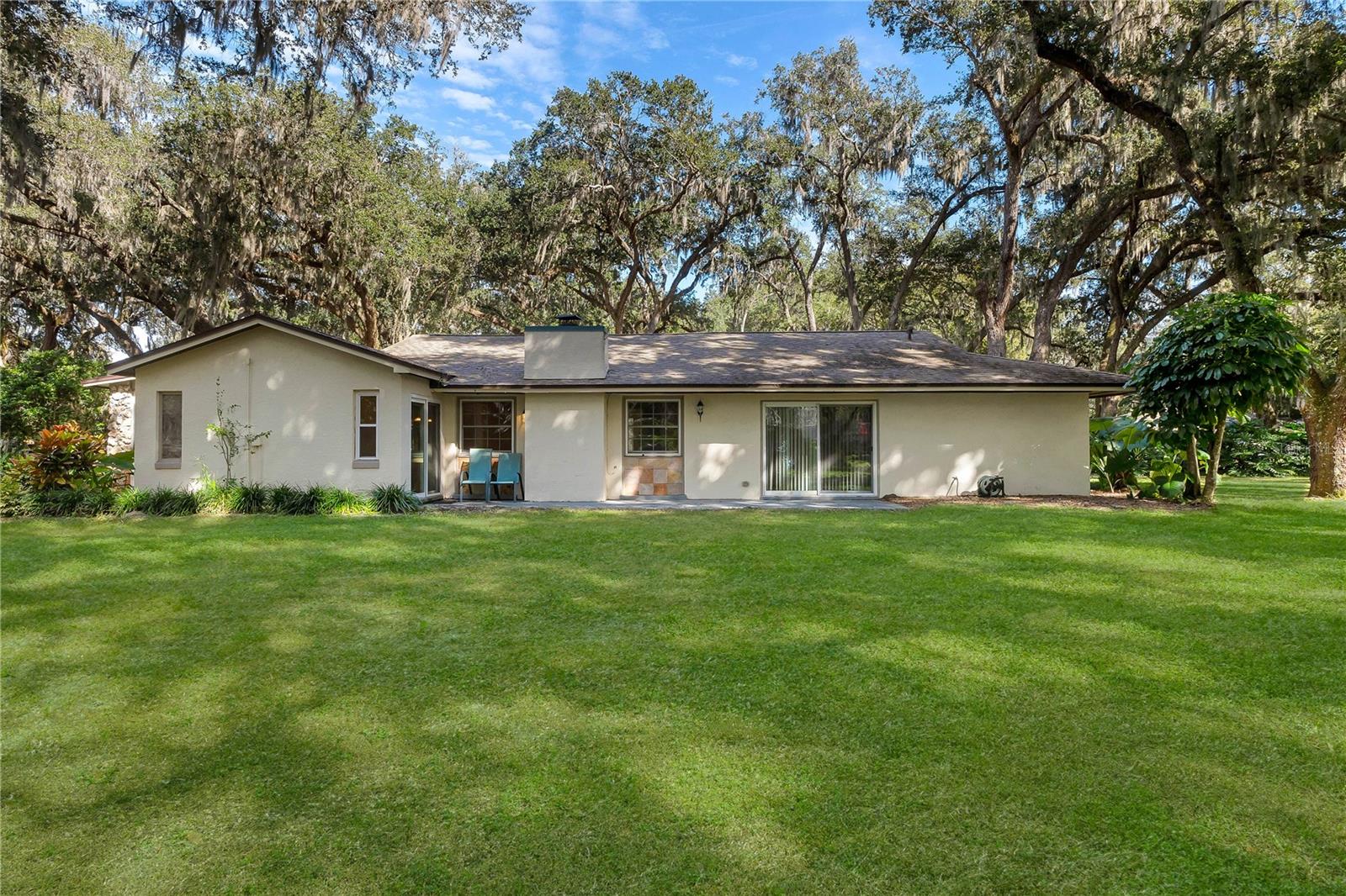 Image 24 of 27 For 5376 Majestic Island Circle