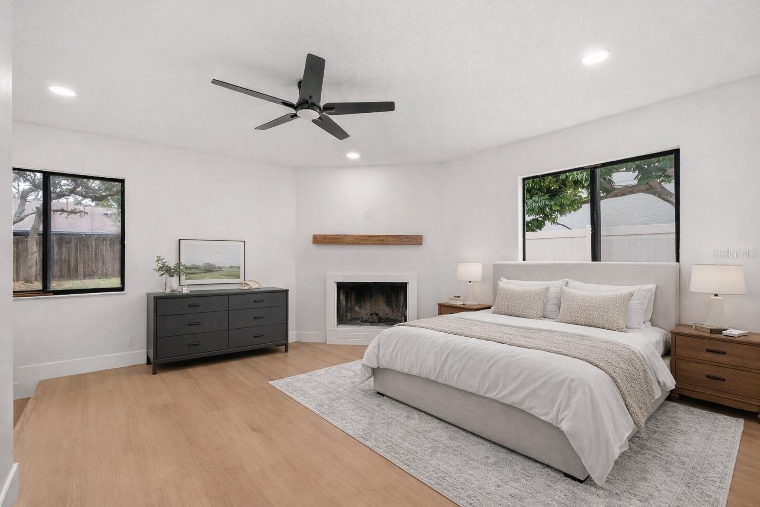 Image 24 of 73 For 705 Boysenberry Court