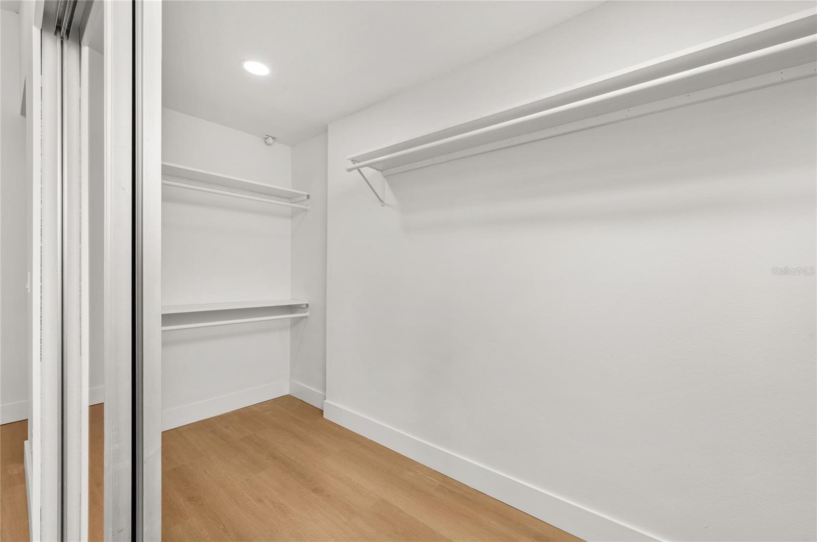 Image 35 of 73 For 705 Boysenberry Court