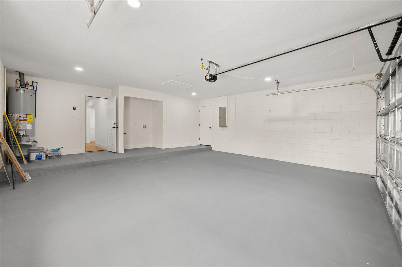 Image 41 of 73 For 705 Boysenberry Court