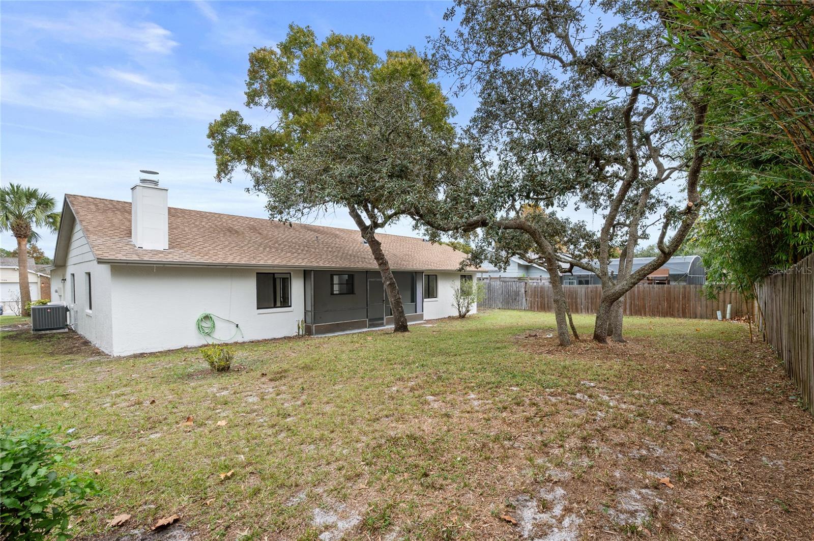 Image 42 of 73 For 705 Boysenberry Court