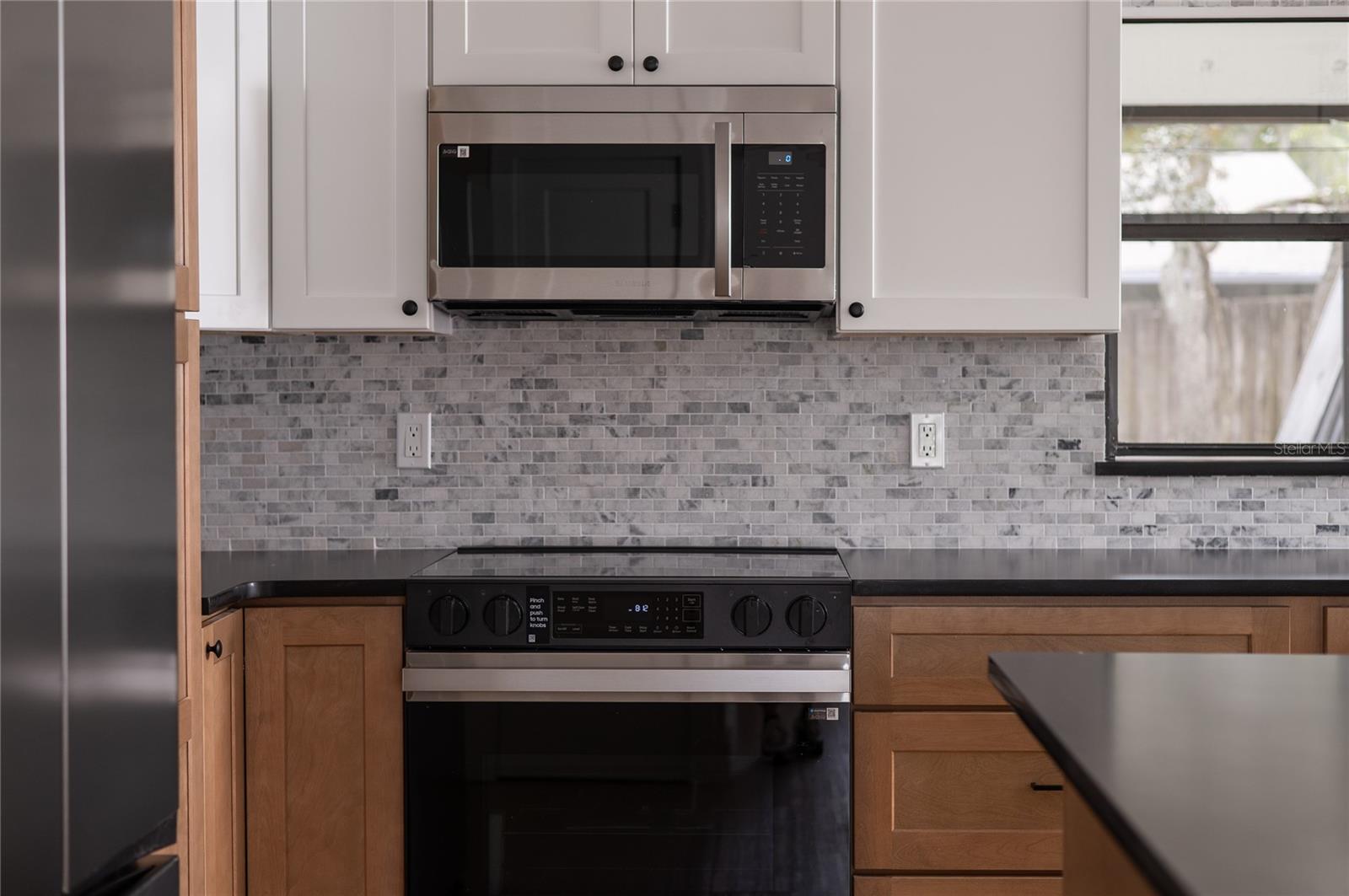 Image 56 of 73 For 705 Boysenberry Court