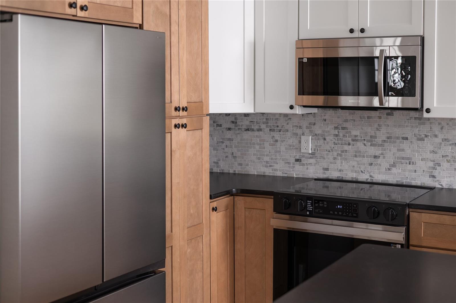 Image 57 of 73 For 705 Boysenberry Court