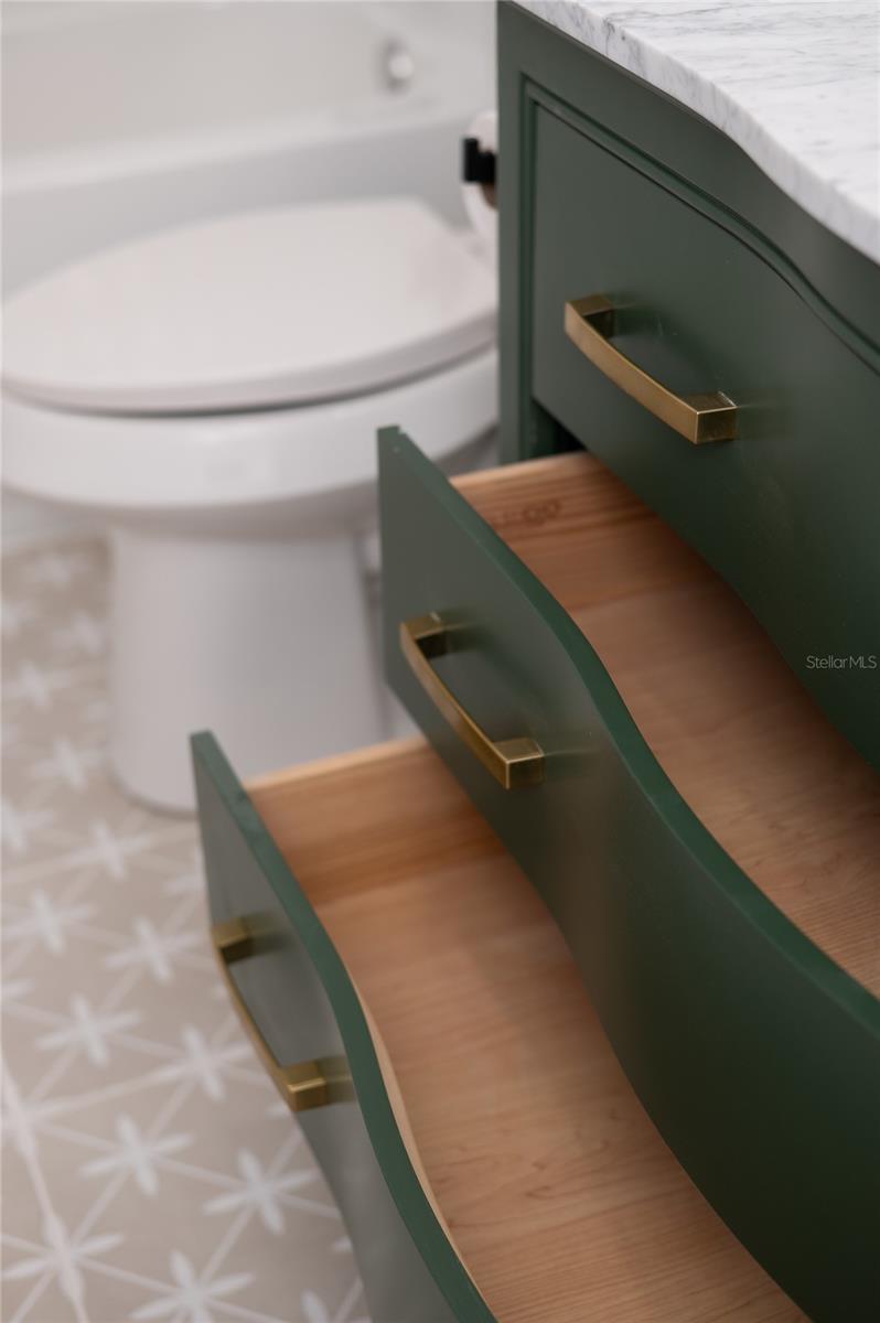 Image 61 of 73 For 705 Boysenberry Court