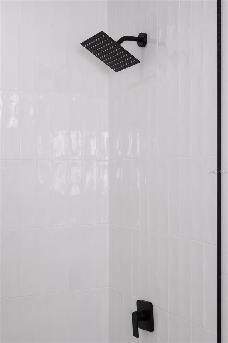 Image 63 of 73 For 705 Boysenberry Court