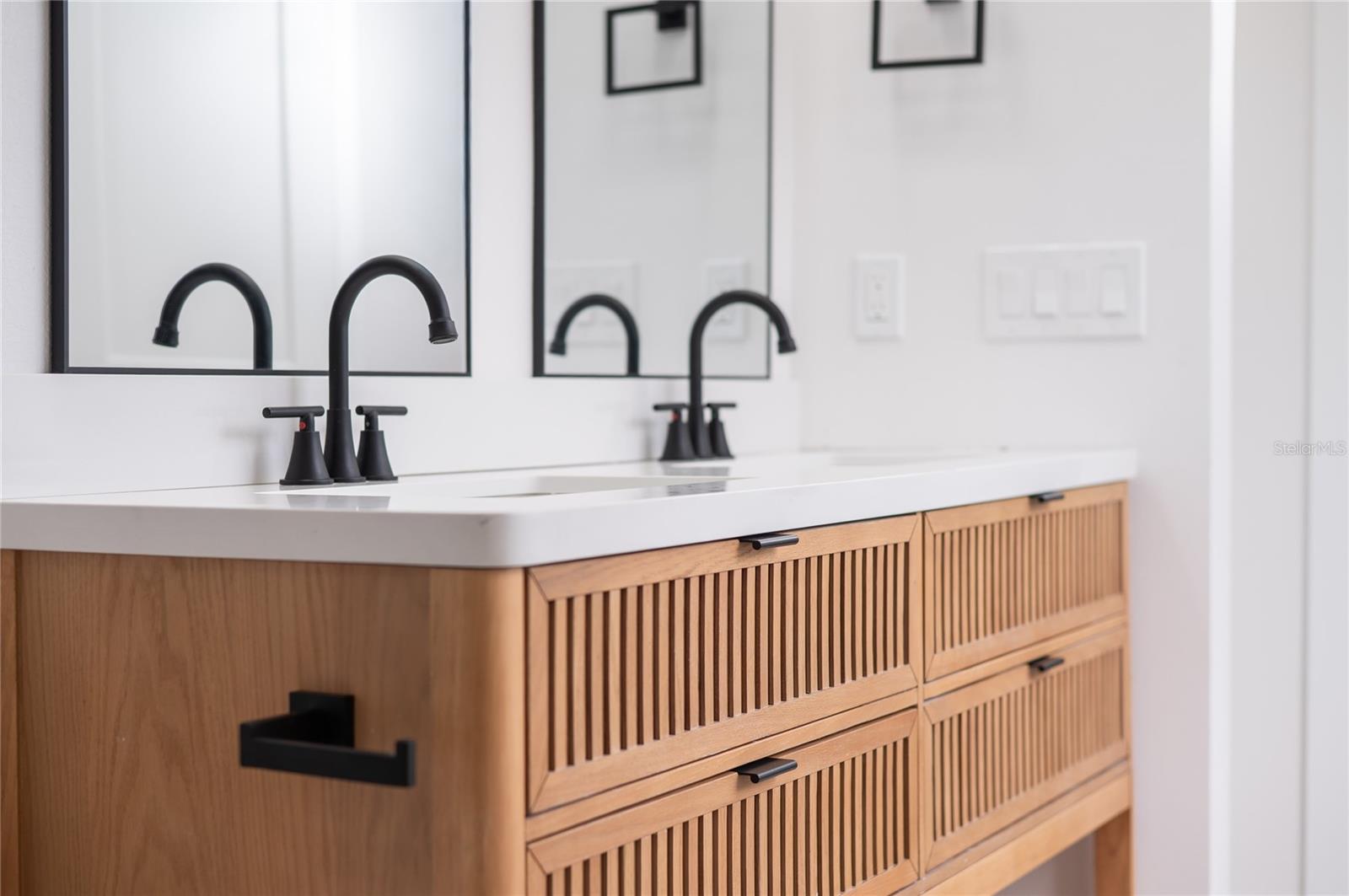 Image 68 of 73 For 705 Boysenberry Court