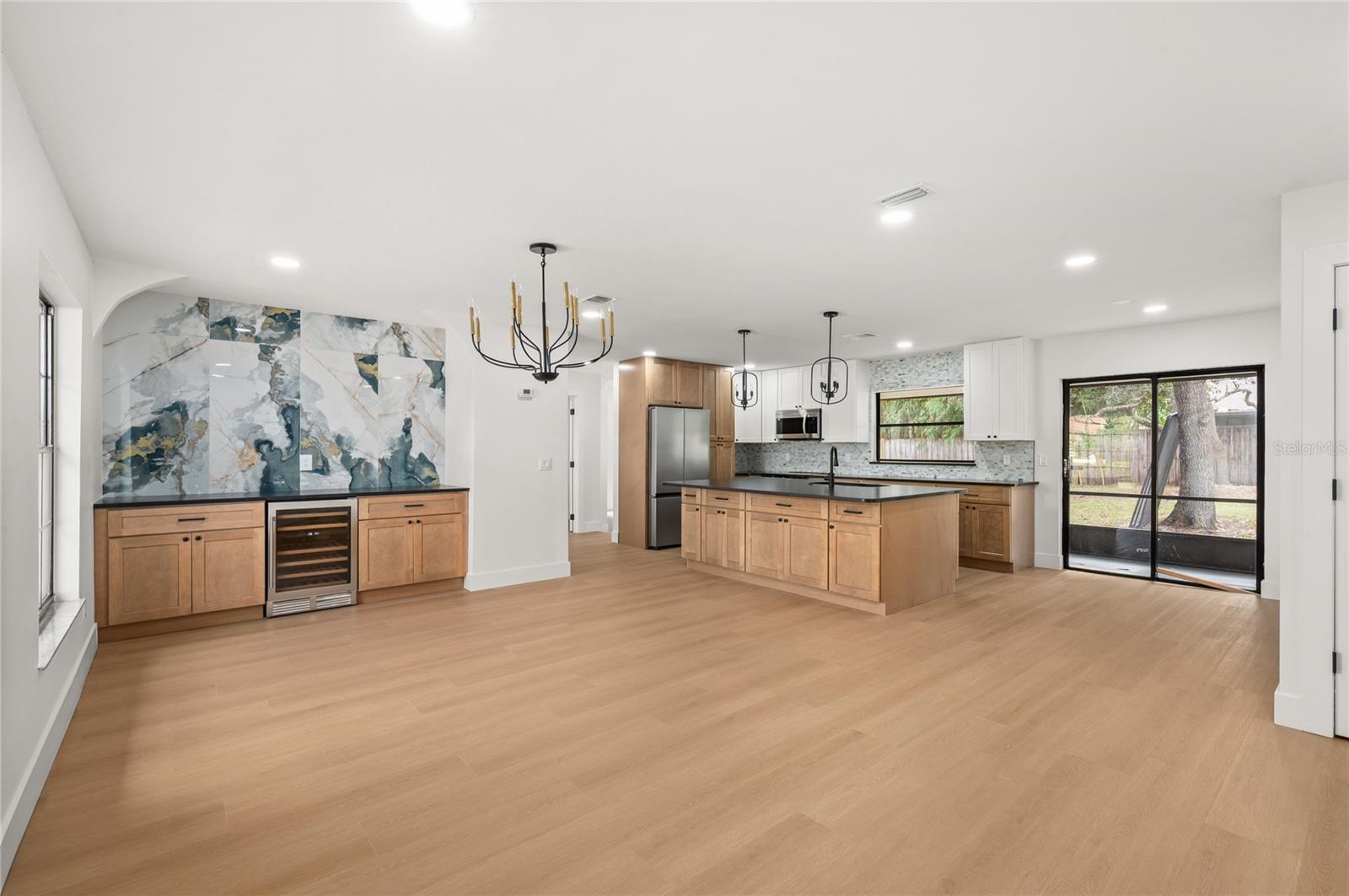 Image 8 of 73 For 705 Boysenberry Court