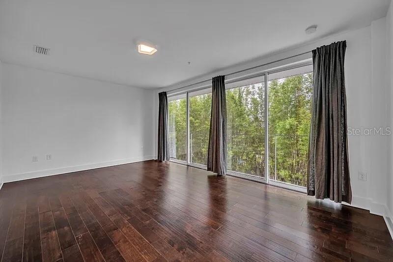 Image 18 of 27 For 438 Swoope Avenue