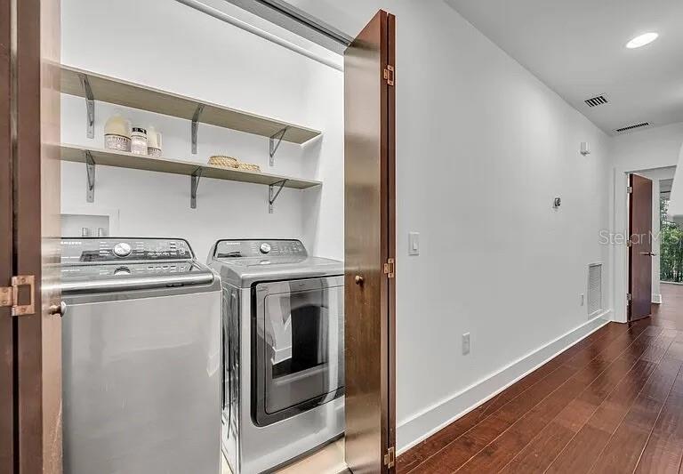 Image 21 of 27 For 438 Swoope Avenue