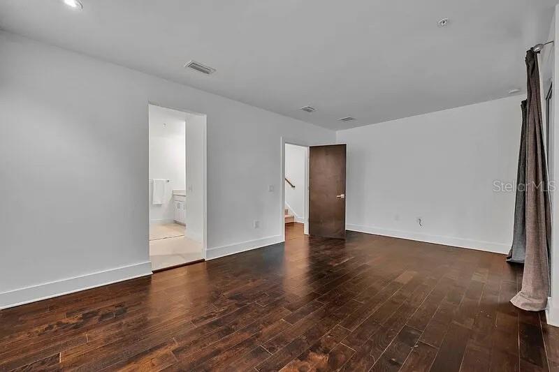 Image 22 of 27 For 438 Swoope Avenue