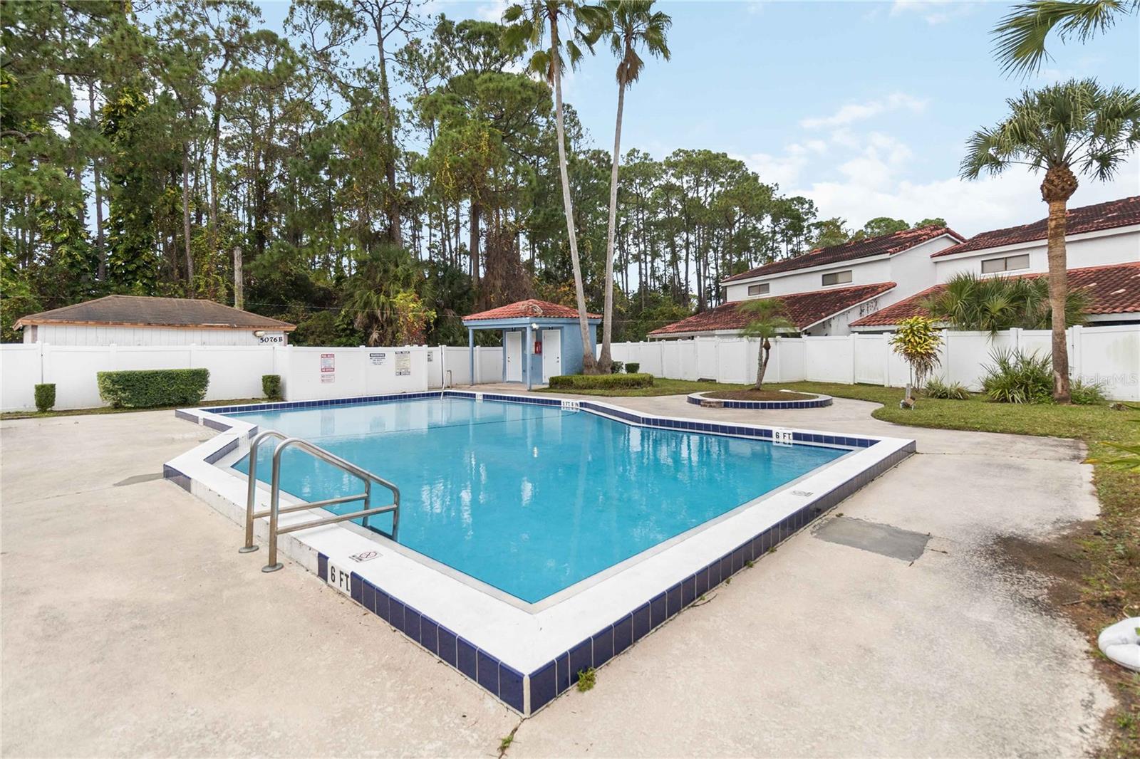 Image 22 of 24 For 5098 Ernst Court 41