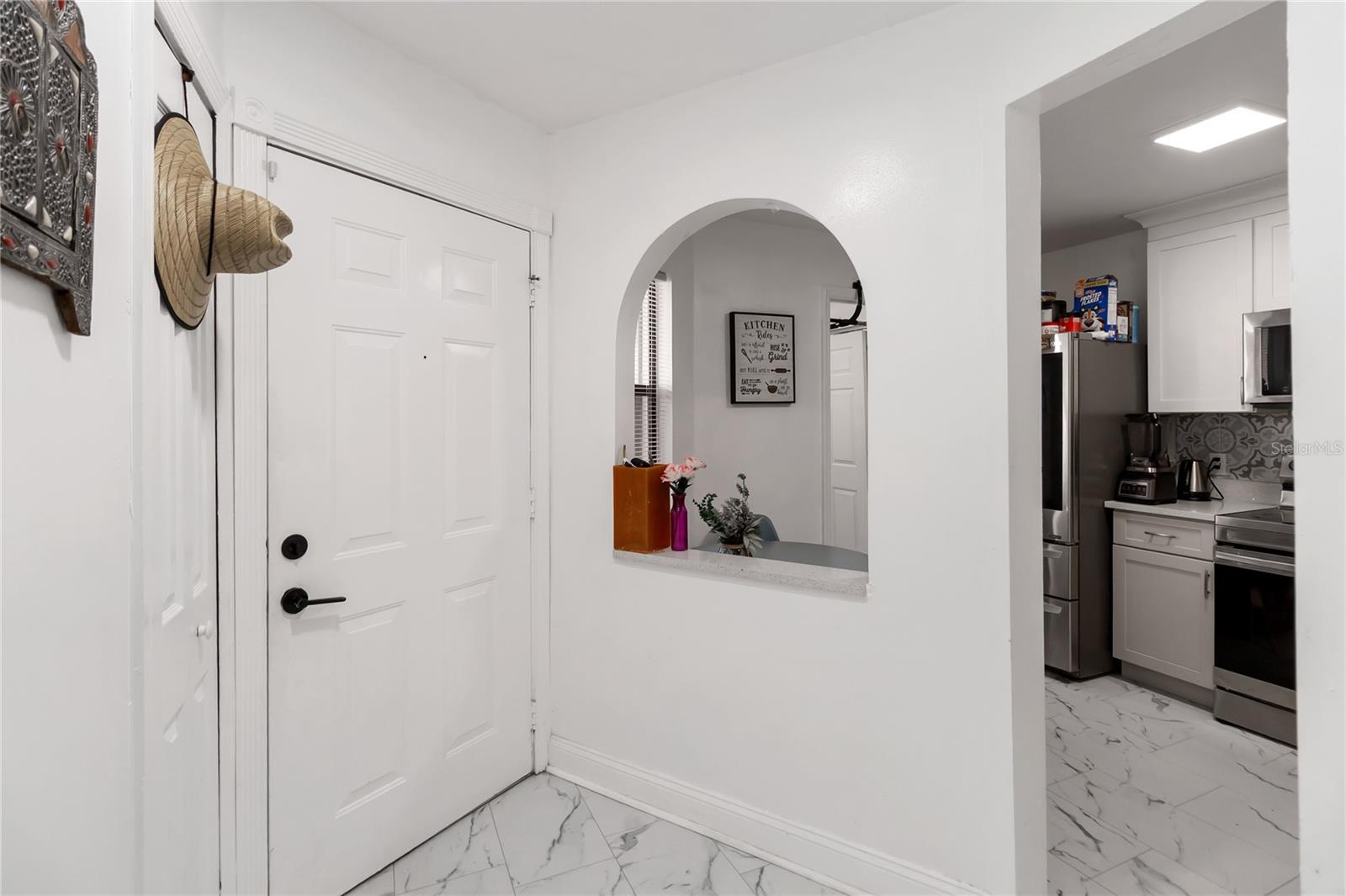 Image 4 of 24 For 5098 Ernst Court 41