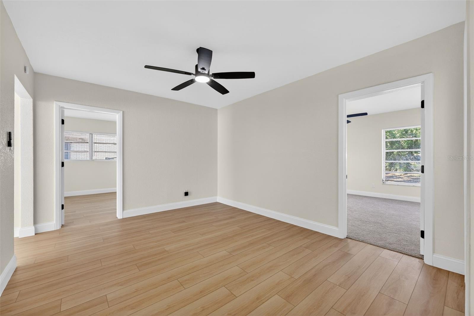 Image 10 of 22 For 5008 Cluster Avenue