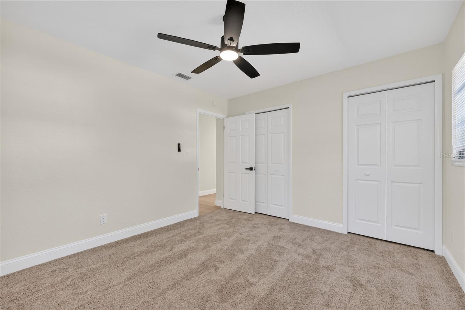 Image 11 of 22 For 5008 Cluster Avenue